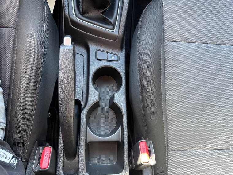 Vehicle Image 26