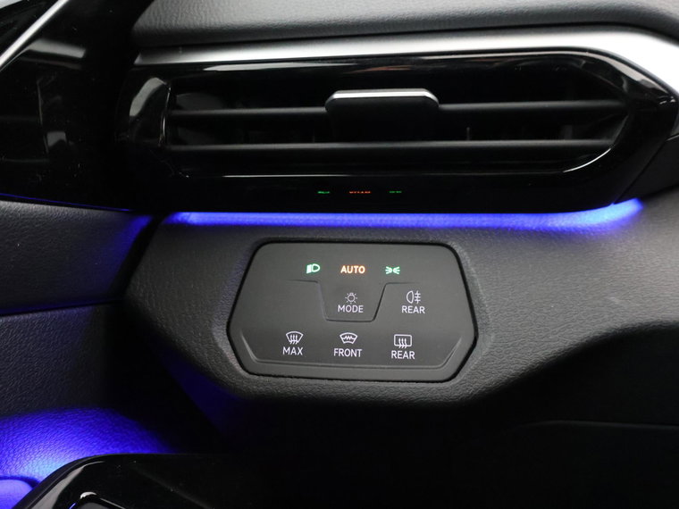 Vehicle Image 39