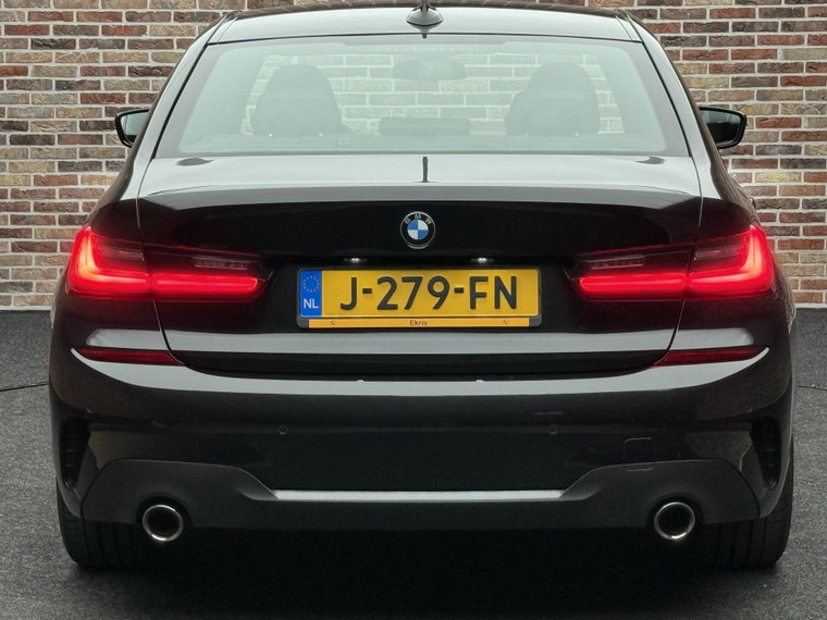 Vehicle Image 39