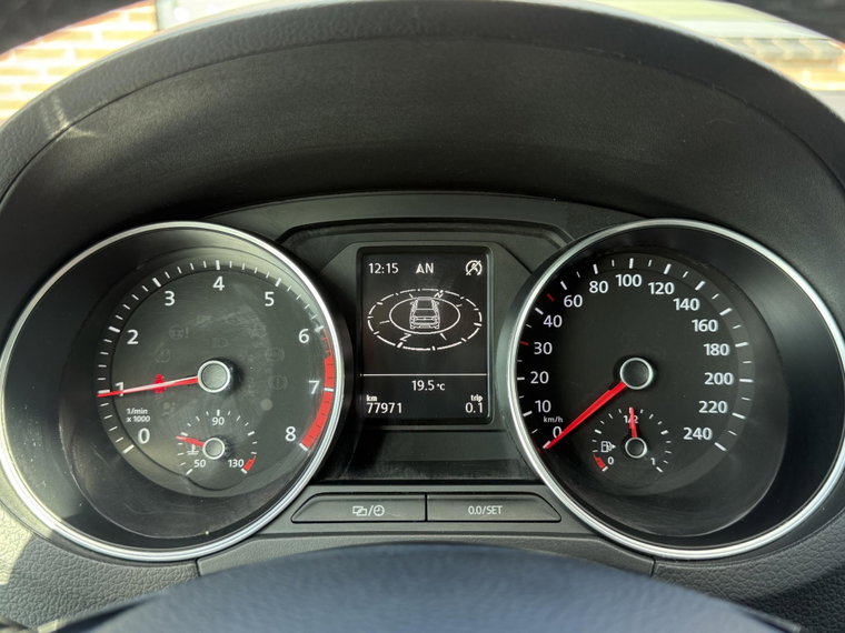 Vehicle Image 17