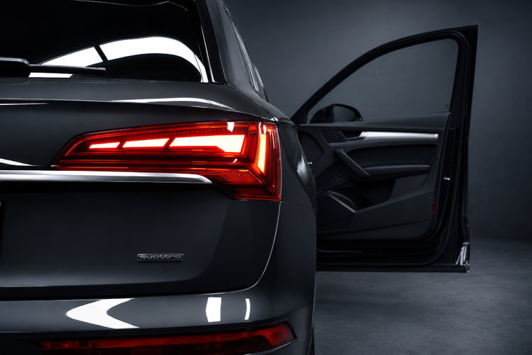 Vehicle Image 9