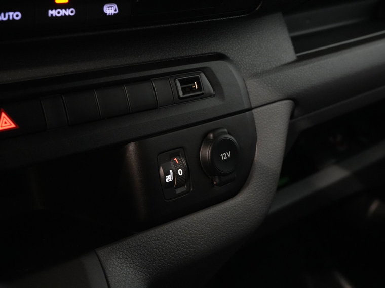 Vehicle Image 26
