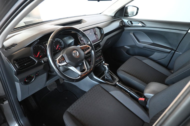 Vehicle Image 30