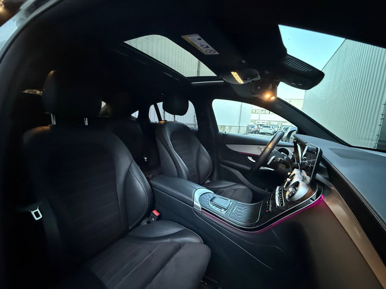Vehicle Image 38
