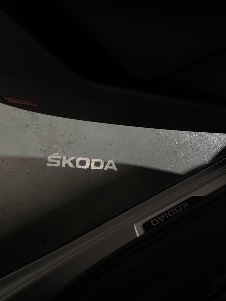 Vehicle Image 36
