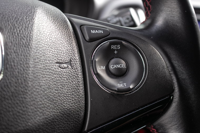 Vehicle Image 36