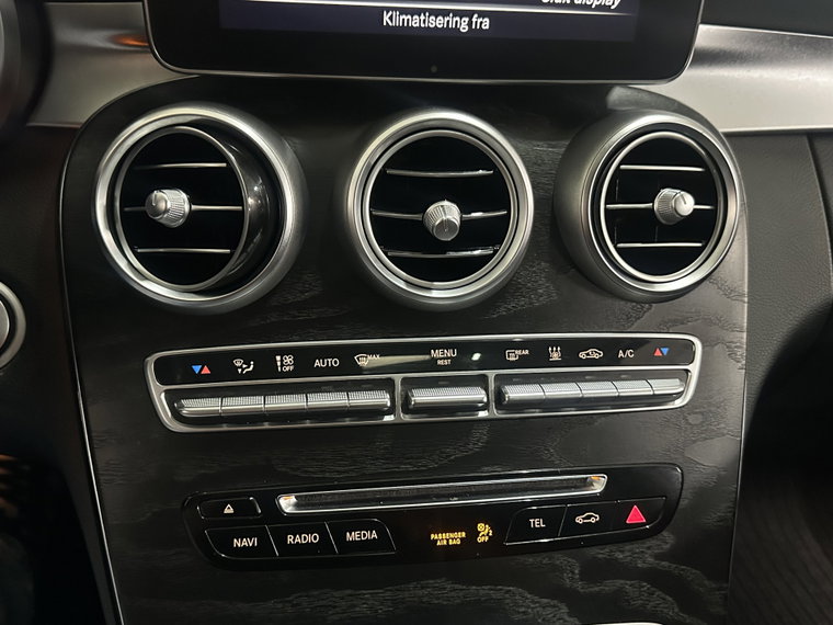 Vehicle Image 34
