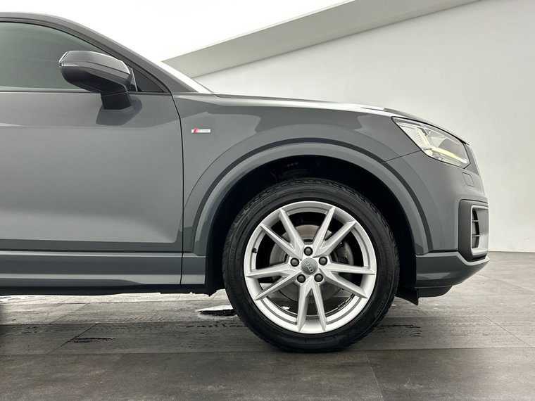 Vehicle Image 38