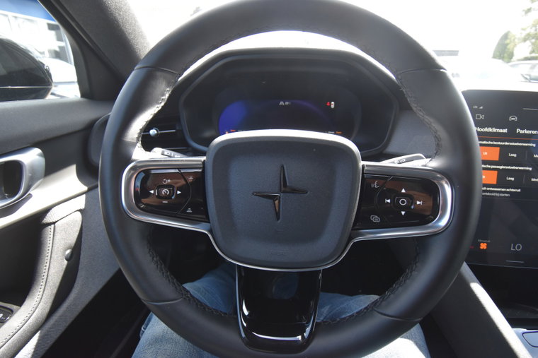 Vehicle Image 39