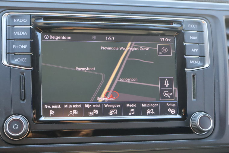 Vehicle Image 23