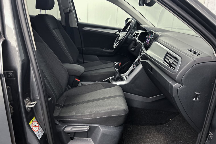 Vehicle Image 32