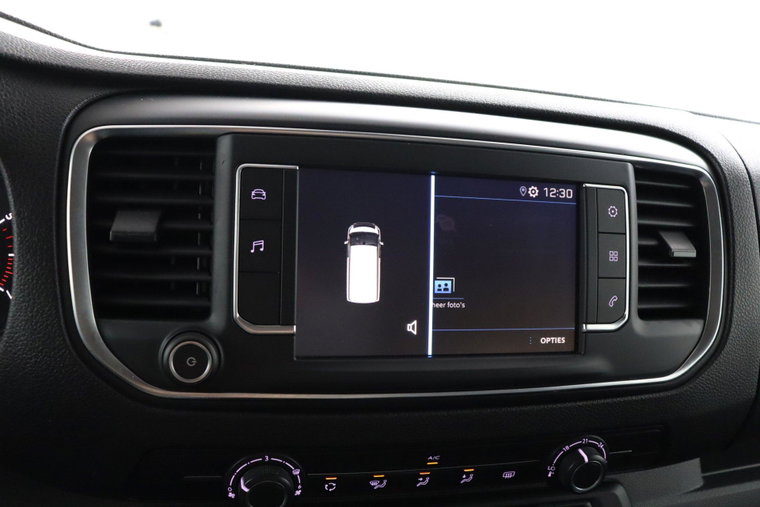 Vehicle Image 24