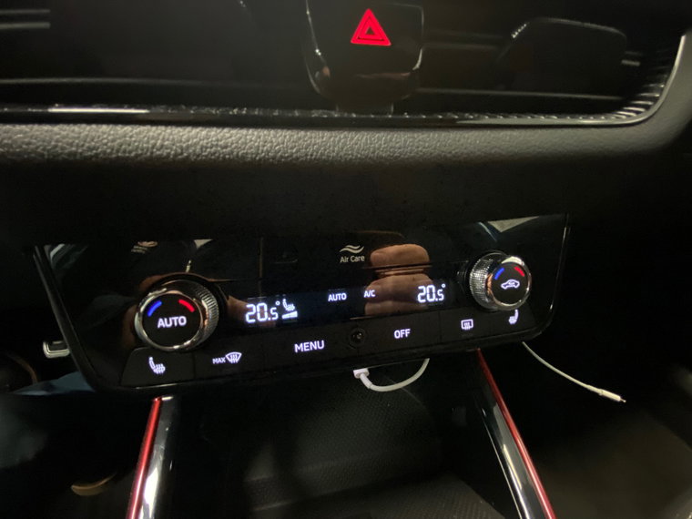 Vehicle Image 26