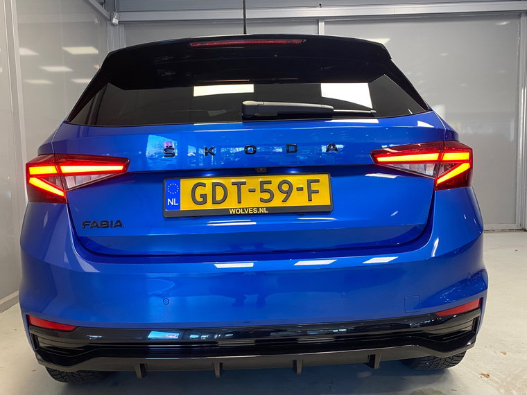 Vehicle Image 40
