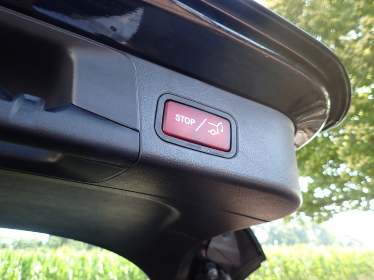 Vehicle Image 38
