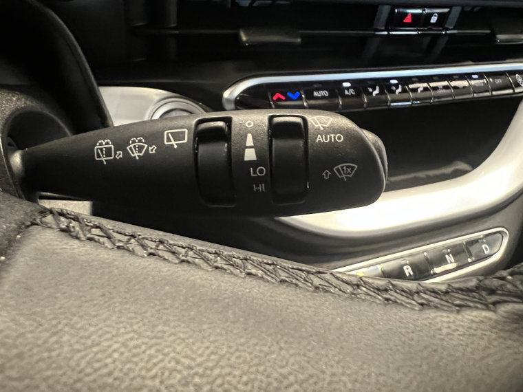 Vehicle Image 24