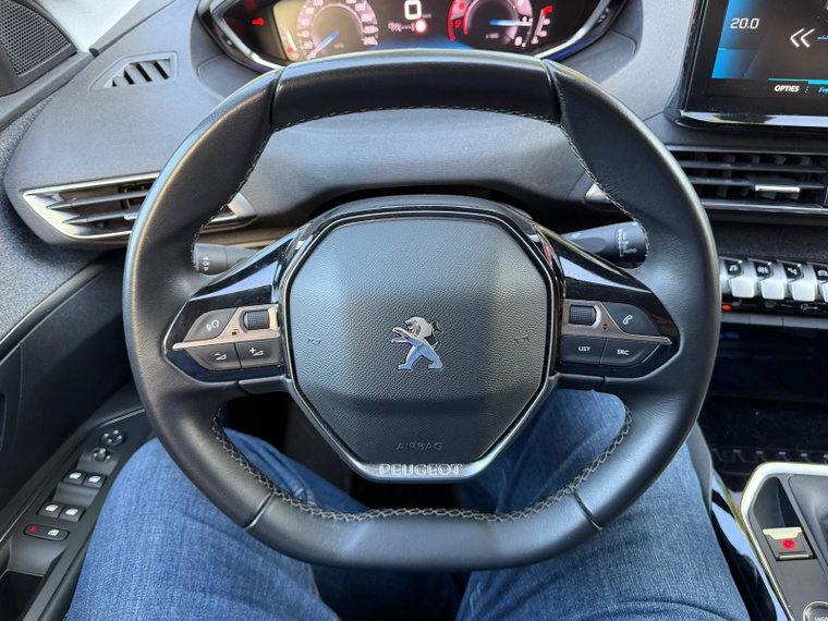 Vehicle Image 26