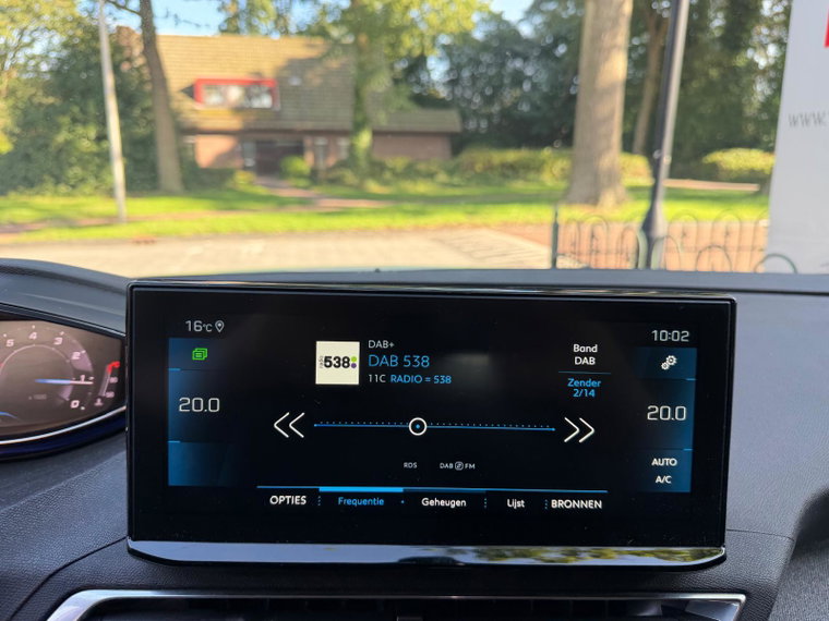 Vehicle Image 38