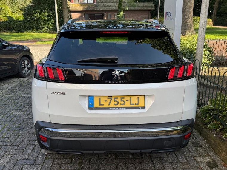 Vehicle Image 49