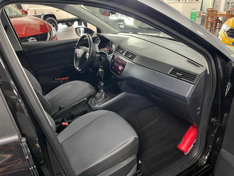 Vehicle Image 13