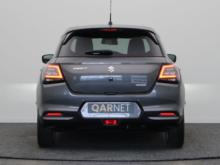 Vehicle Image 6