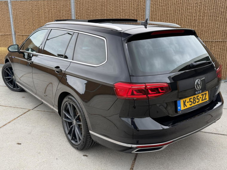Vehicle Image 38