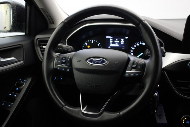 Vehicle Image 21
