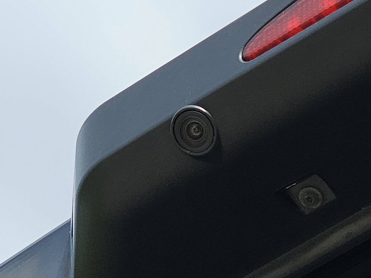 Vehicle Image 17