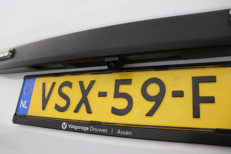 Vehicle Image 34