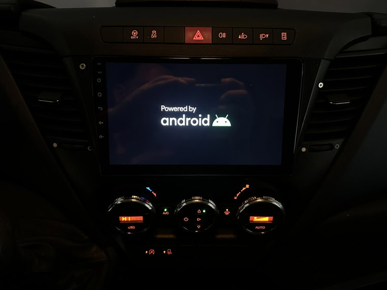 Vehicle Image 17