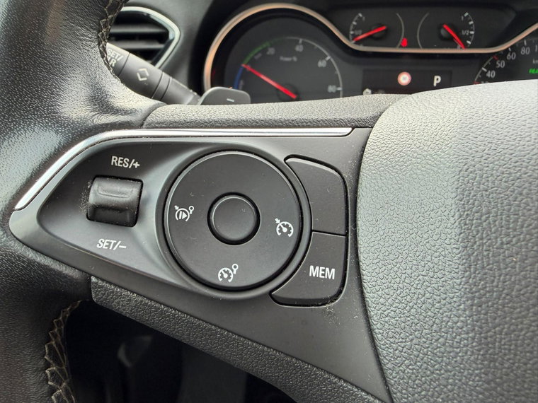 Vehicle Image 27