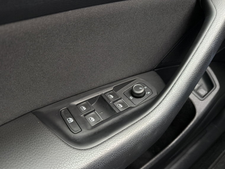 Vehicle Image 49