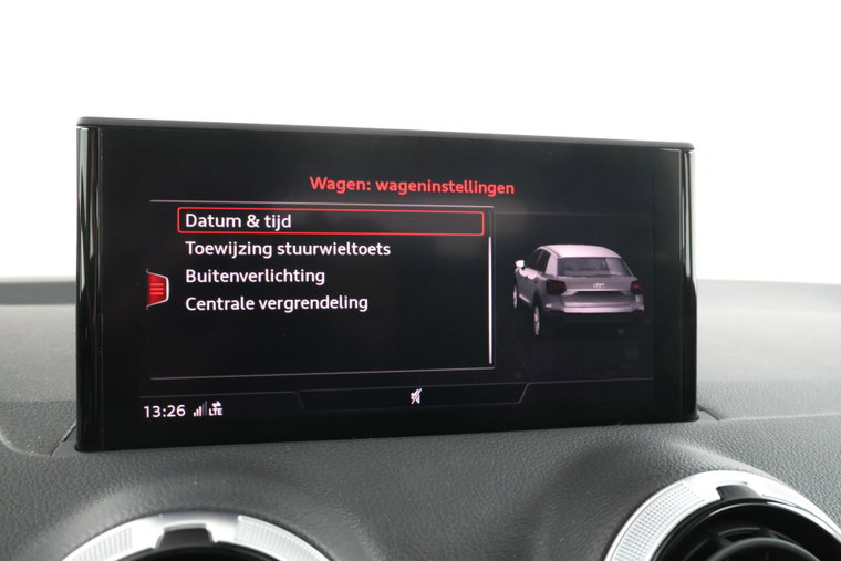 Vehicle Image 33