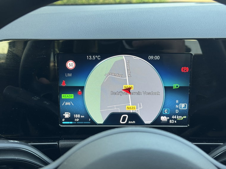 Vehicle Image 21