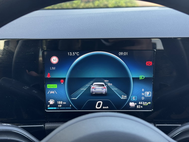 Vehicle Image 22