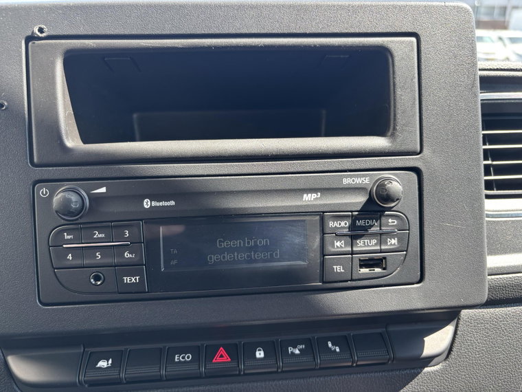 Vehicle Image 29