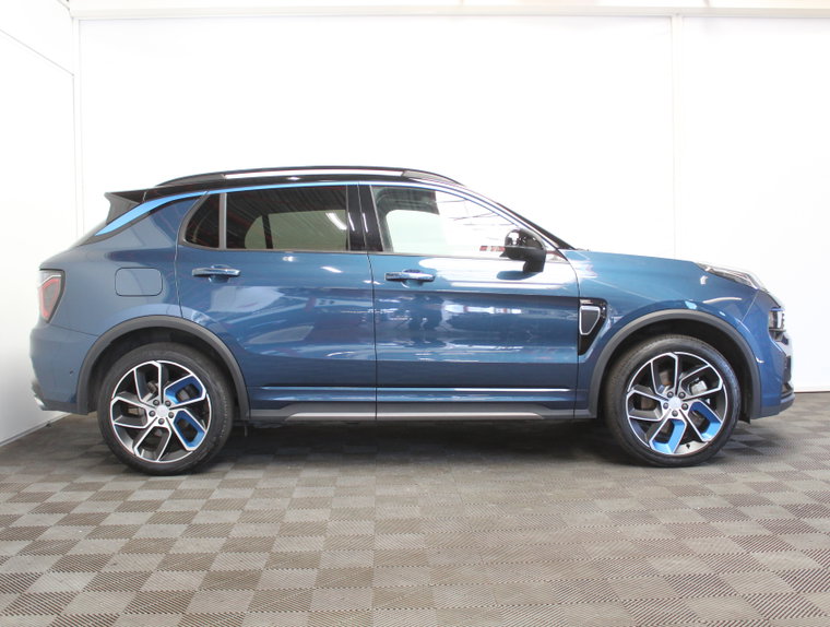 Vehicle Image 15