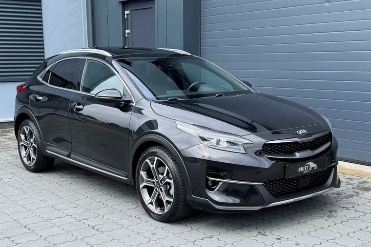 Vehicle Image 35