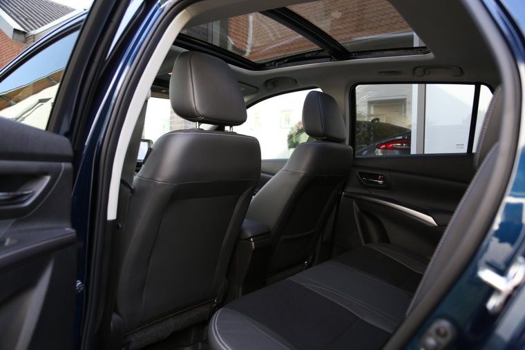 Vehicle Image 15