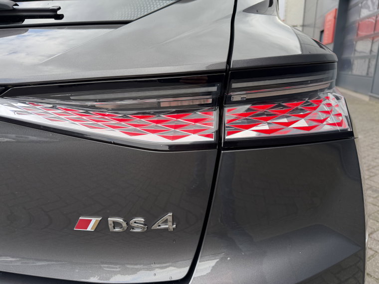 Vehicle Image 37