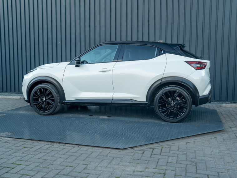 Vehicle Image 43