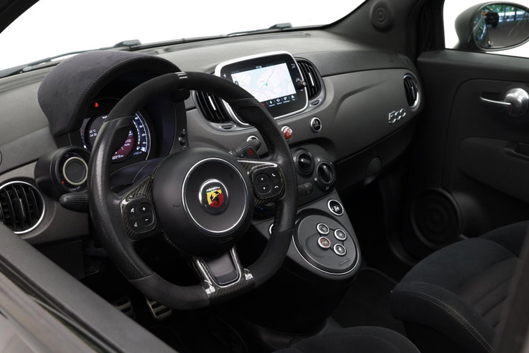 Vehicle Image 23