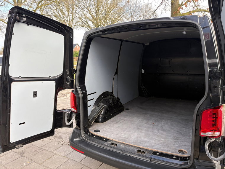 Vehicle Image 36