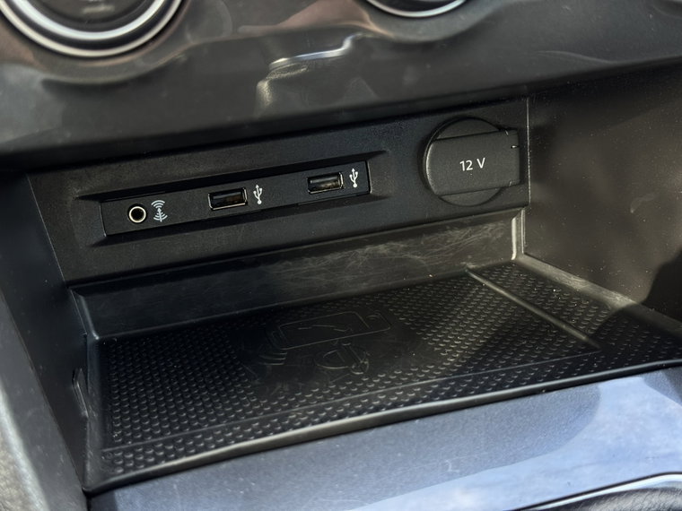 Vehicle Image 33