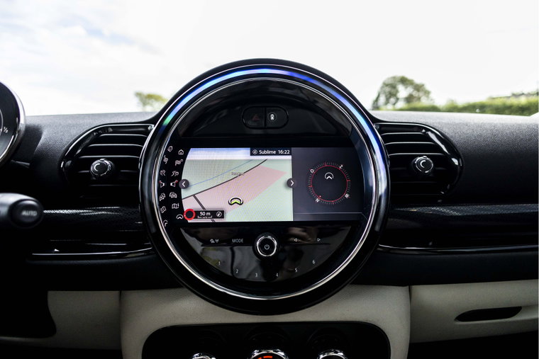 Vehicle Image 30