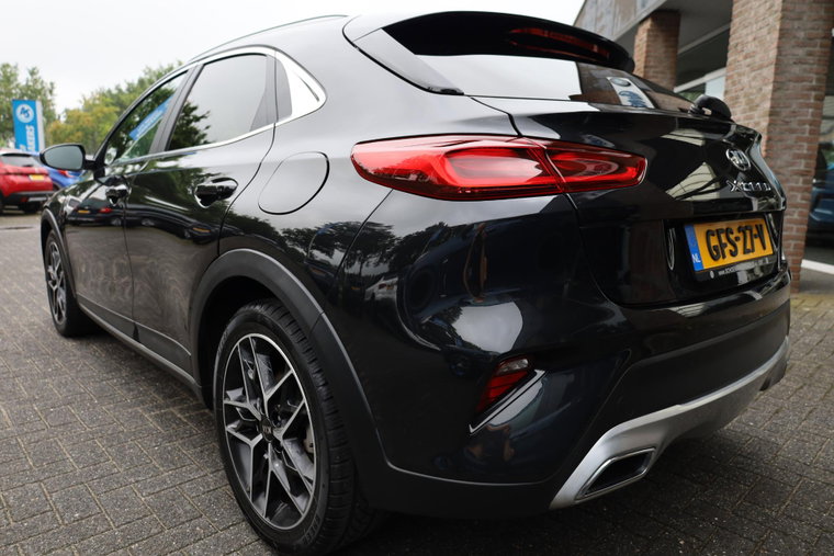 Vehicle Image 30
