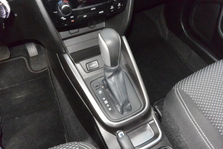 Vehicle Image 21