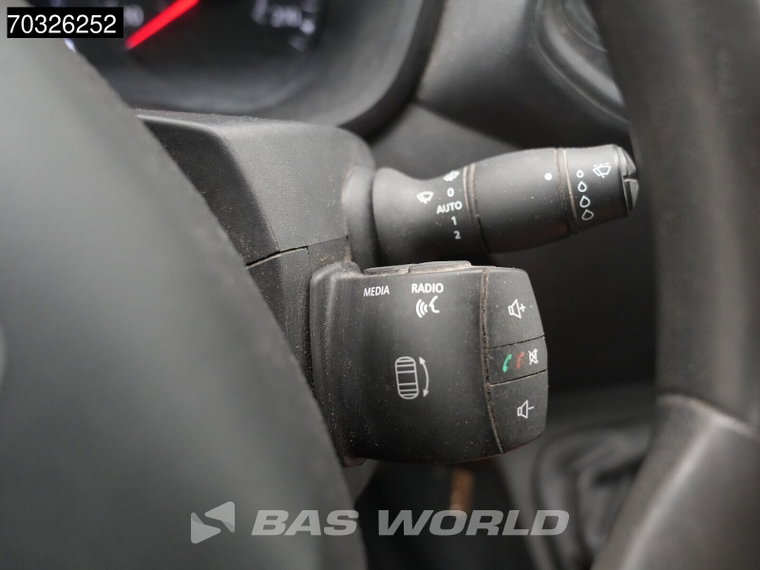 Vehicle Image 39