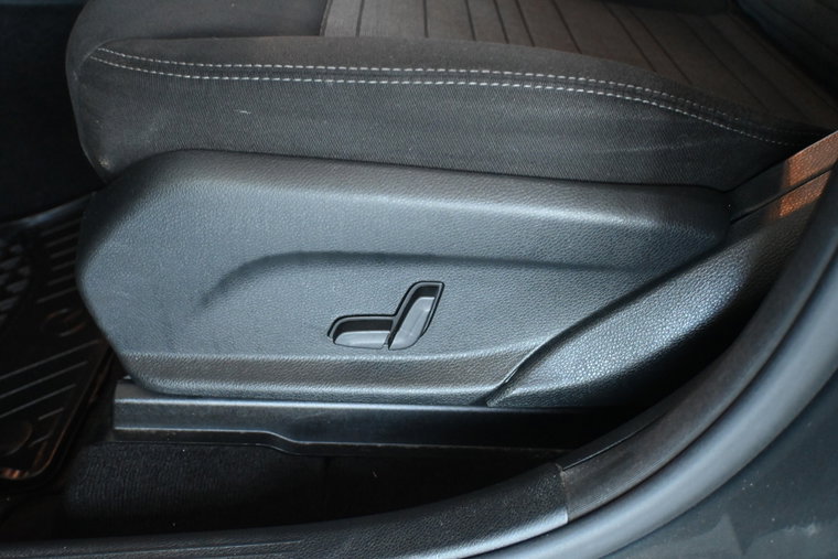 Vehicle Image 41