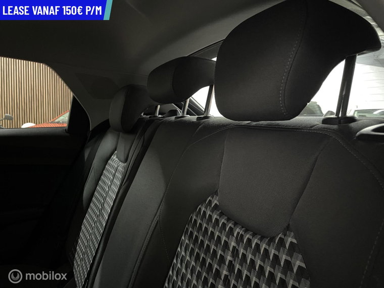 Vehicle Image 40
